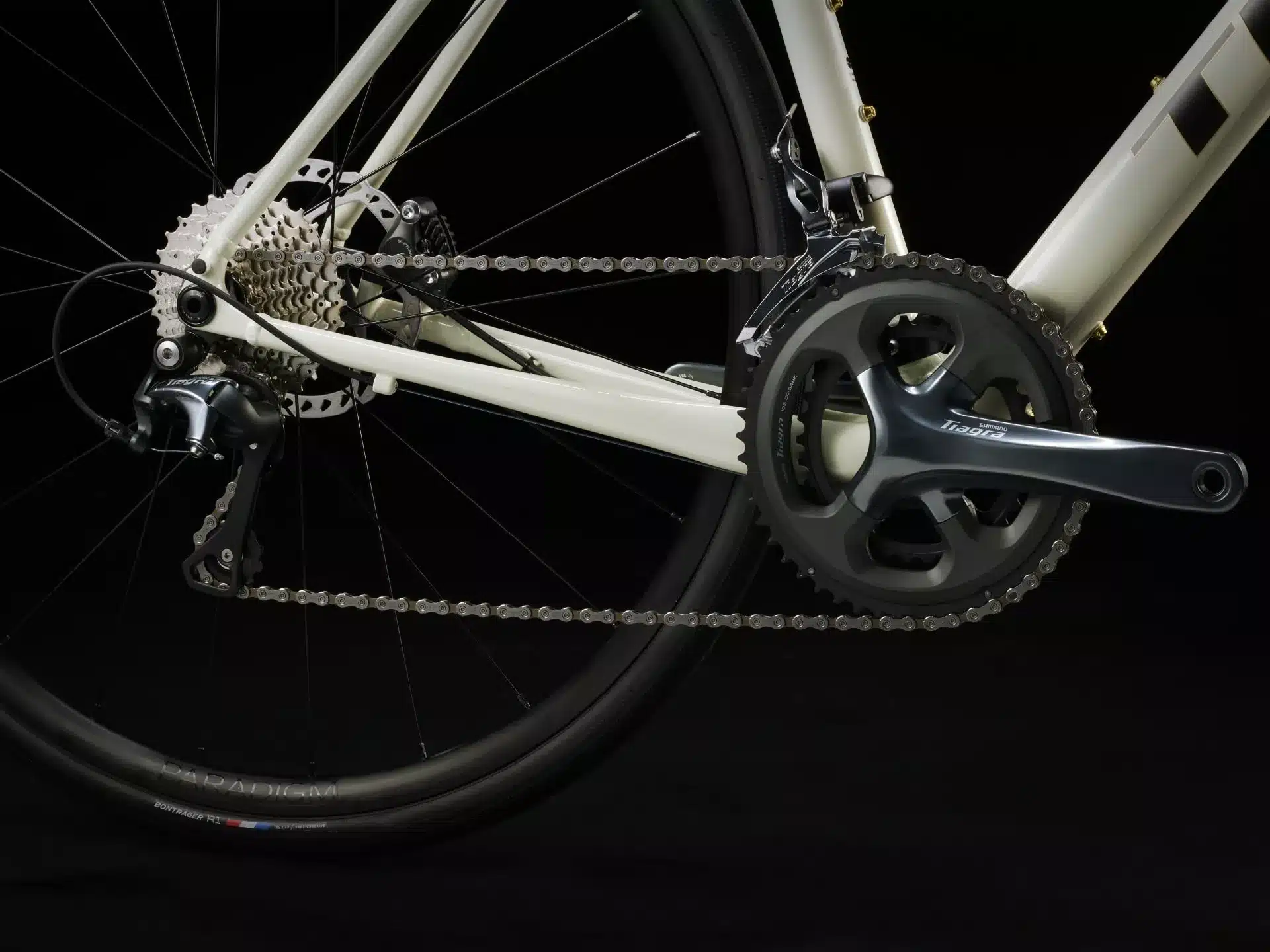 Domane AL 4 Gen 4 - Trek Bikes UAE