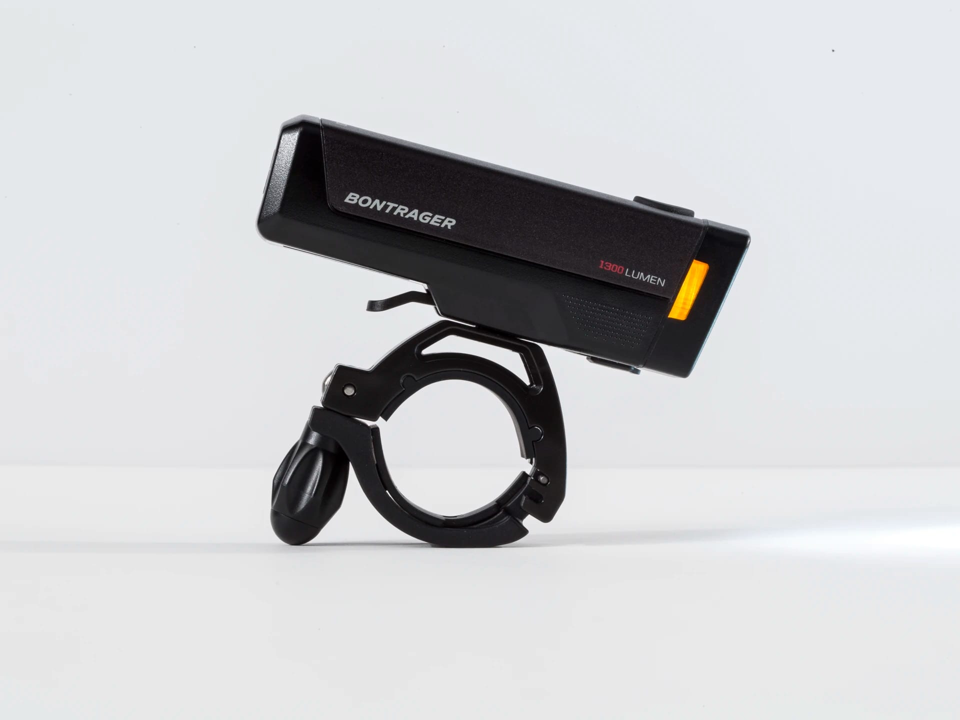 Bontrager Ion Pro RT Front Light - Trek Bikes UAE